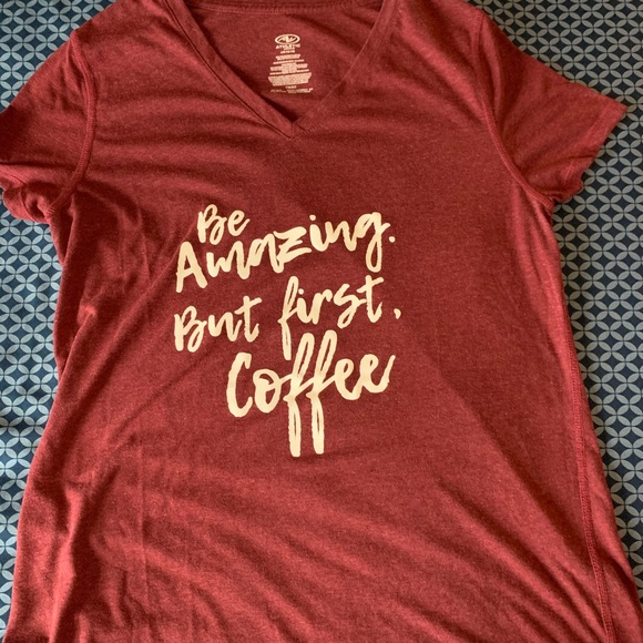 **SOLD** ⚜️5/$25⚜️Women’s Large T-shirts - Picture 2 of 5